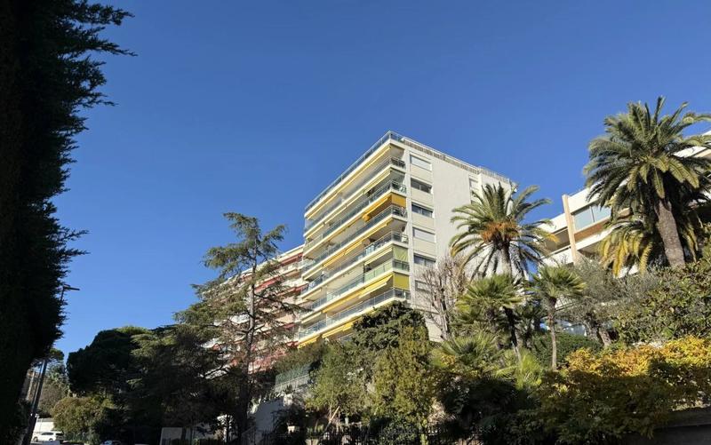 Appartement - 87 m² - 3 pièces