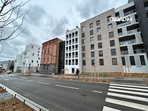 Parking / Garage - 10 m²