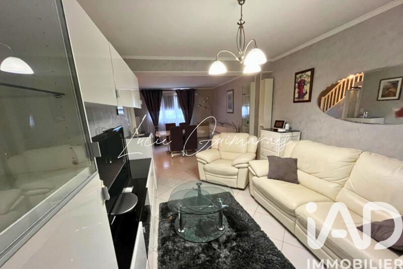 Maison - 99 m² - 6 pièces