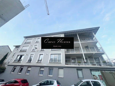 Appartement - 102 m² - 5 pièces