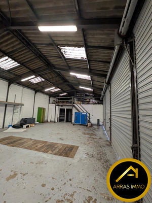 Entrepôt - 348 m²