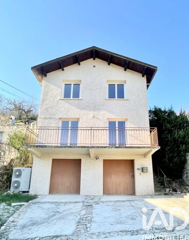 Maison - 98 m² - 4 pièces