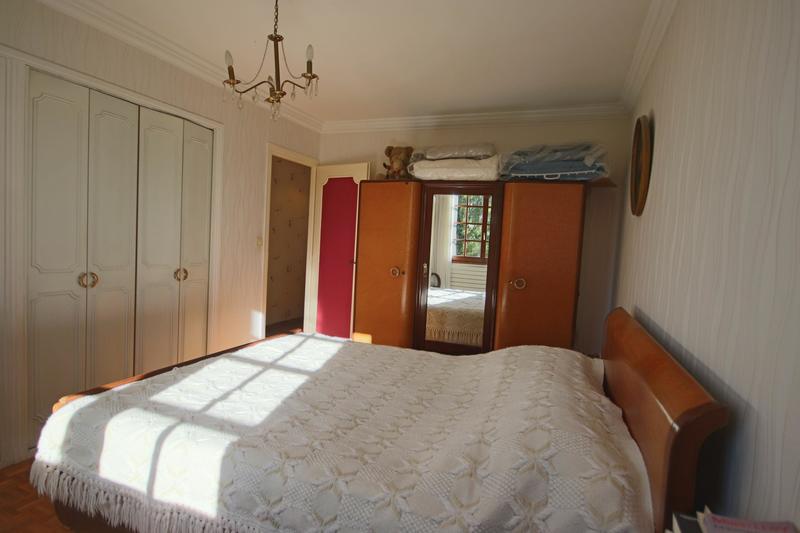 Villa - 226 m² - 6 pièces