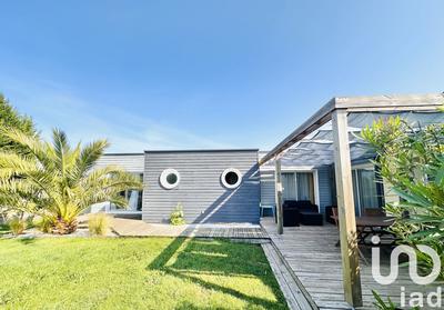 Maison - 191 m² - 10 pièces