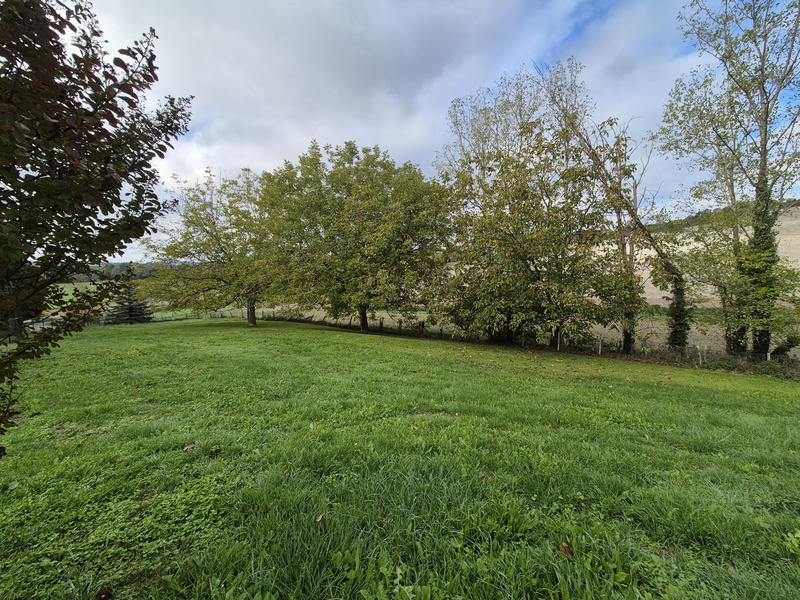 Propriété - 205 m² - 8 pièces