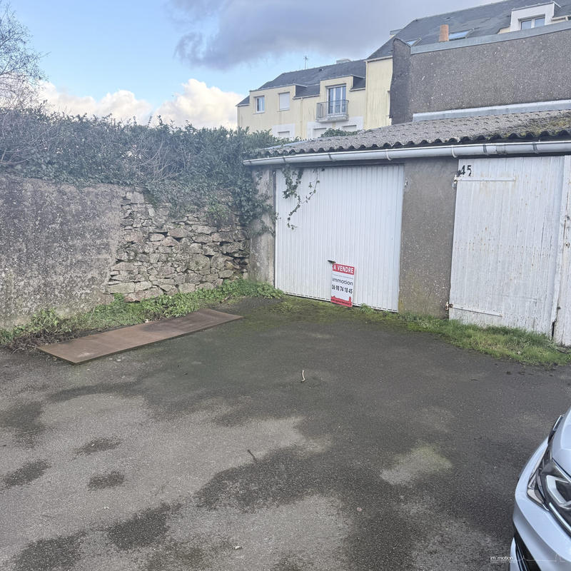 Parking / Garage - 15 m²