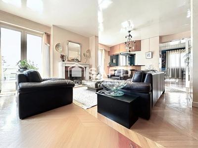 Appartement - 171 m² - 5 pièces