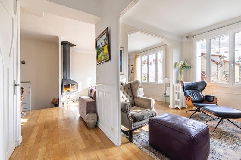 Maison - 201 m² - 7 pièces