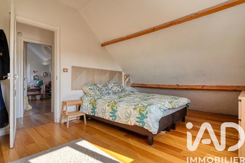 Maison - 94 m² - 6 pièces