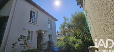 Maison - 152 m² - 8 pièces