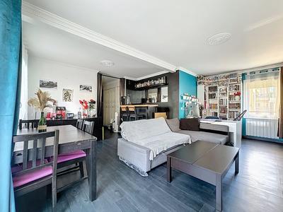 Appartement - 92 m² - 5 pièces