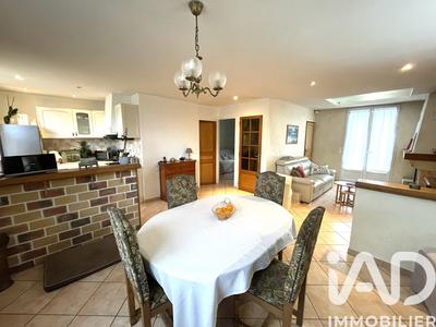 Maison - 102 m² - 6 pièces