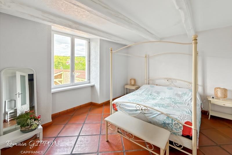 Maison de village - 215 m² - 7 pièces