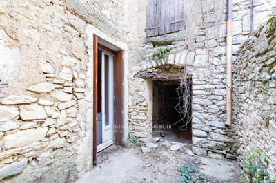 Maison de village - 150 m² - 8 pièces