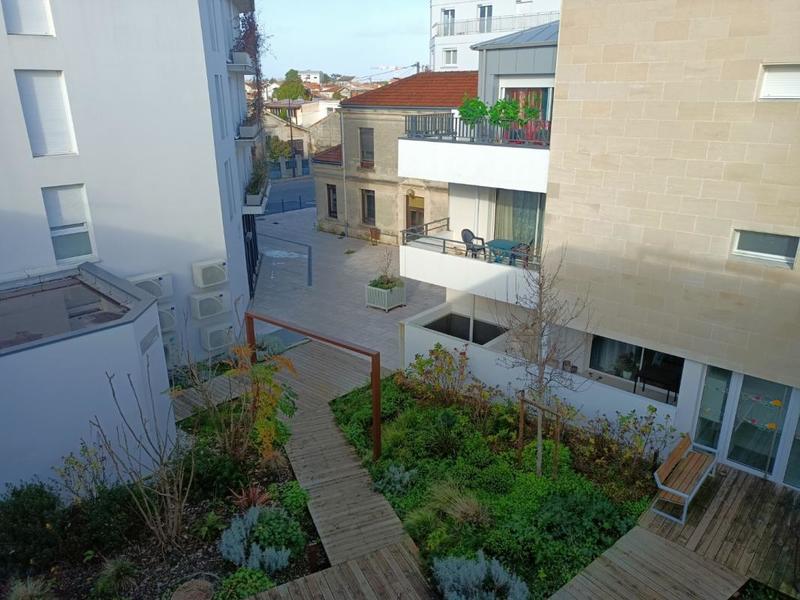 Chambre - 13 m² - 1 pièce