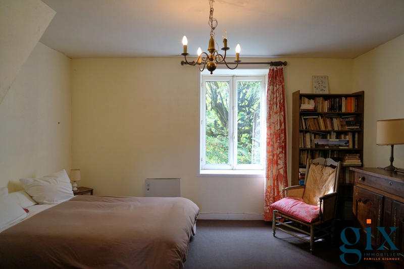 Maison - 179 m² - 7 pièces