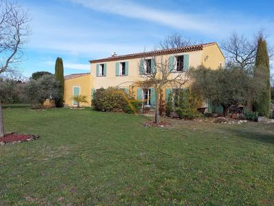 Villa - 237 m² - 7 pièces