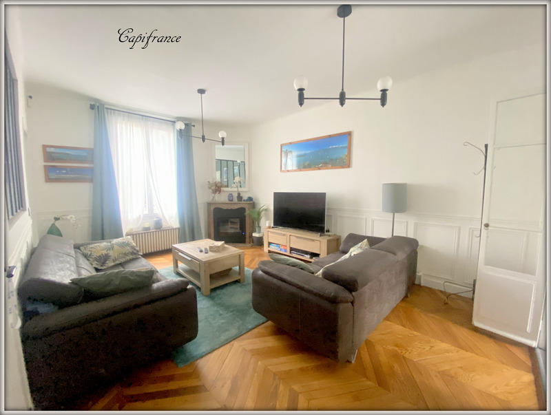 Maison - 123 m² - 5 pièces