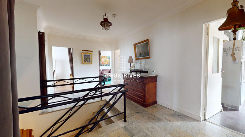 Appartement - 150 m² - 4 pièces