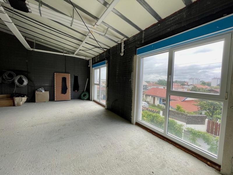 Maison - 174 m² - 6 pièces