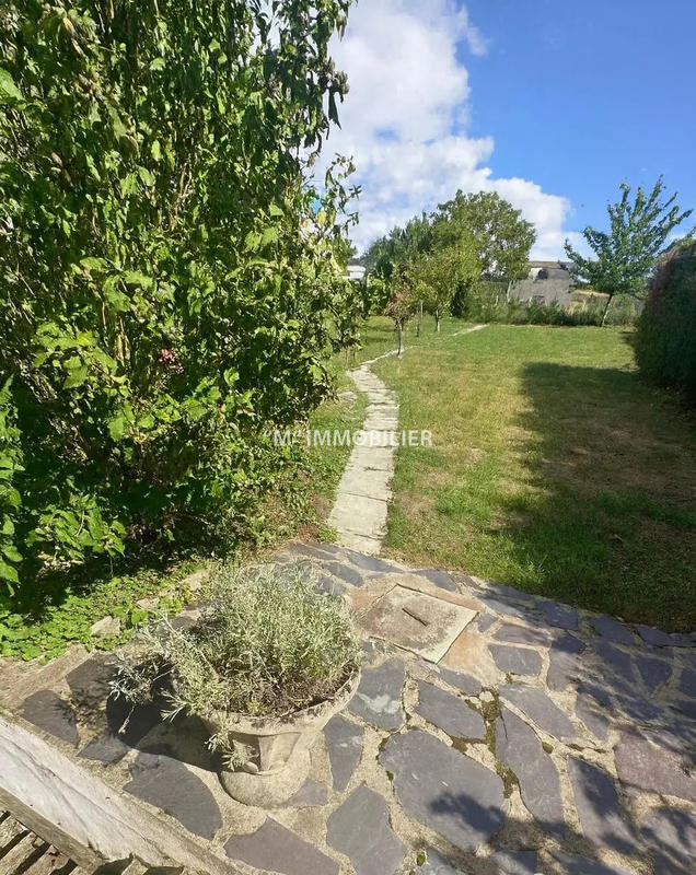 Maison - 93 m² - 4 pièces