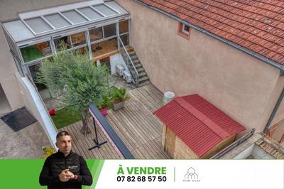 Maison - 110 m² - 4 pièces