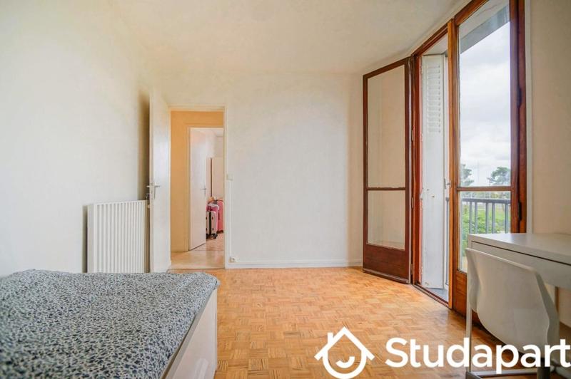 Chambre - 10 m² - 1 pièce