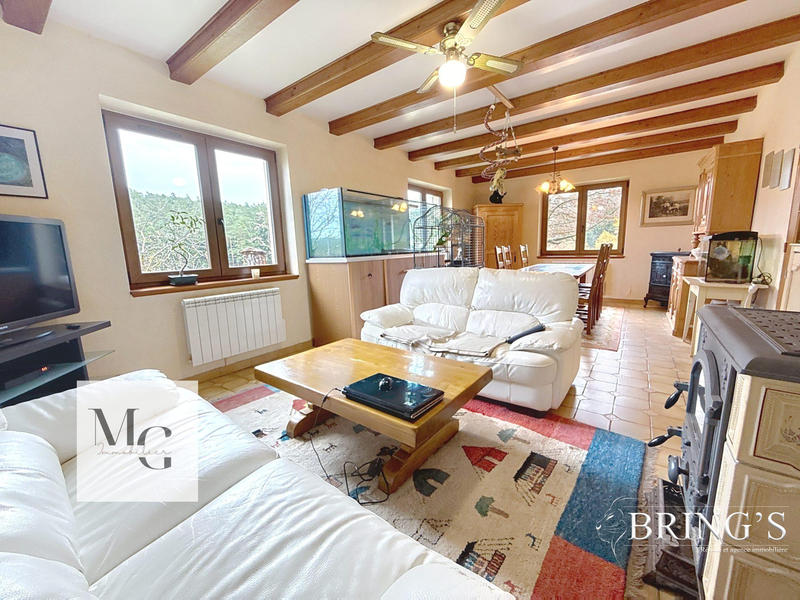 Maison - 96 m² - 4 pièces