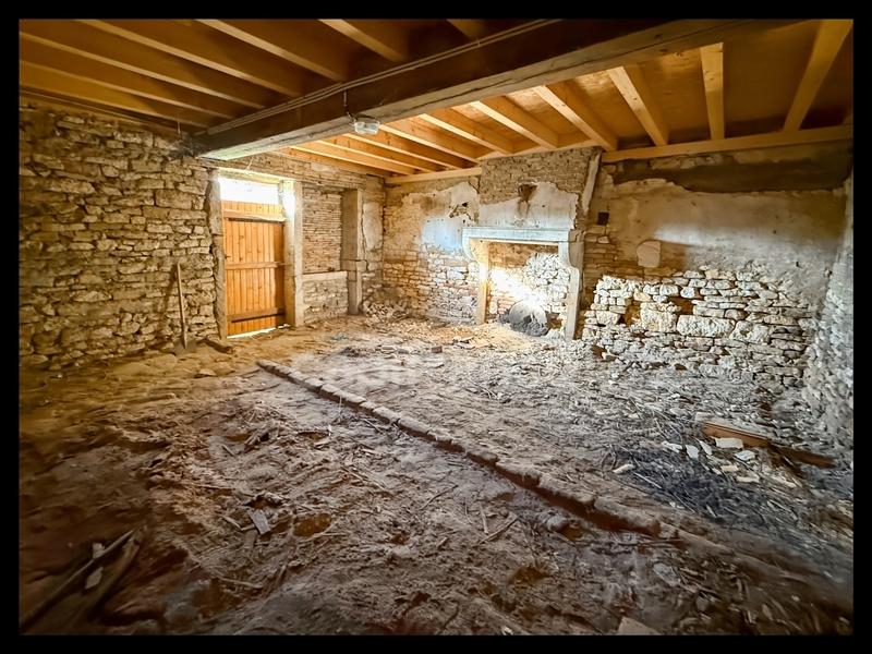 Maison en pierre - 44 m² - 2 pièces