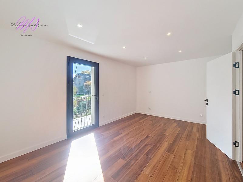 Maison - 123 m² - 4 pièces