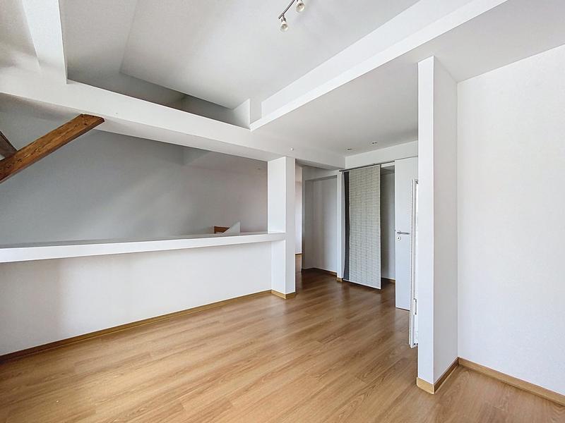 Appartement - 80 m² - 3 pièces