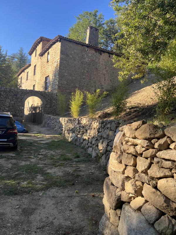 Château - 750 m² - 16 pièces