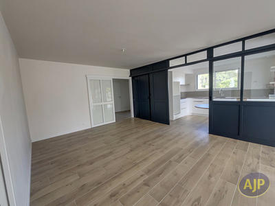 Maison - 131 m² - 5 pièces