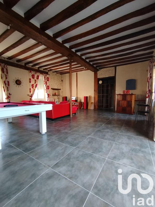 Maison - 279 m² - 12 pièces