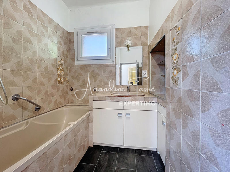 Maison - 121 m² - 4 pièces