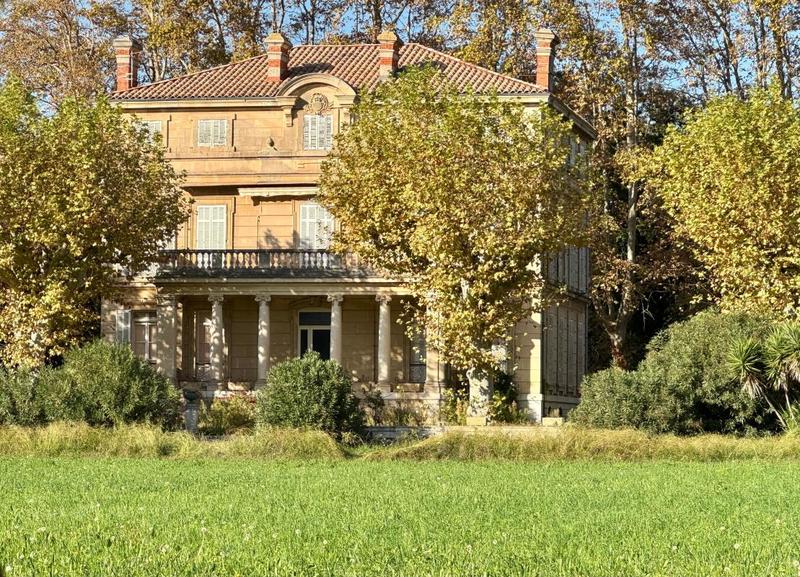 Château - 510 m² - 10 pièces