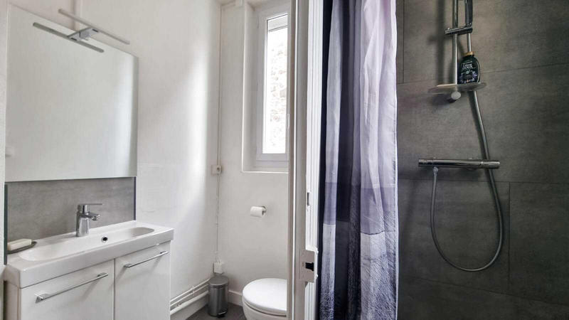 Maison - 186 m² - 8 pièces