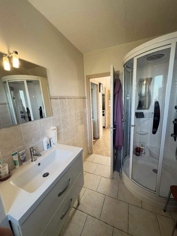 Maison - 80 m² - 5 pièces