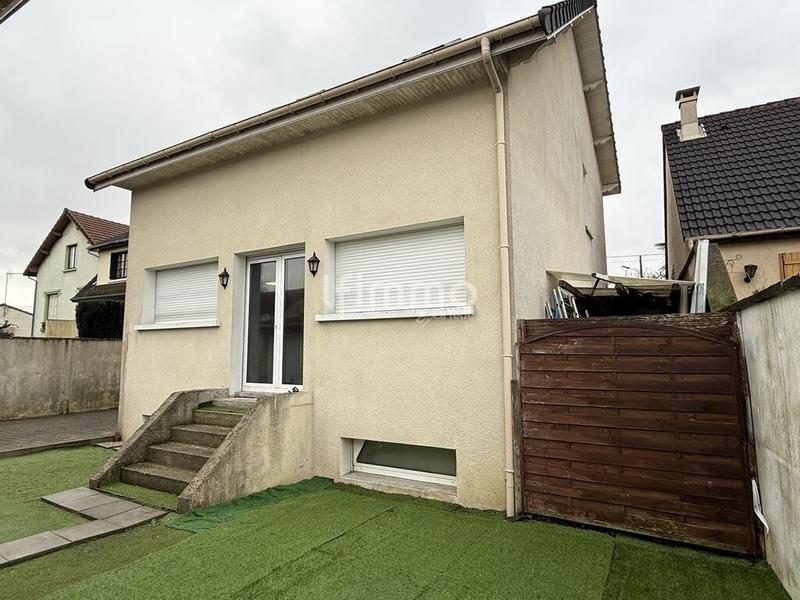 Immeuble - 150 m² - 8 pièces