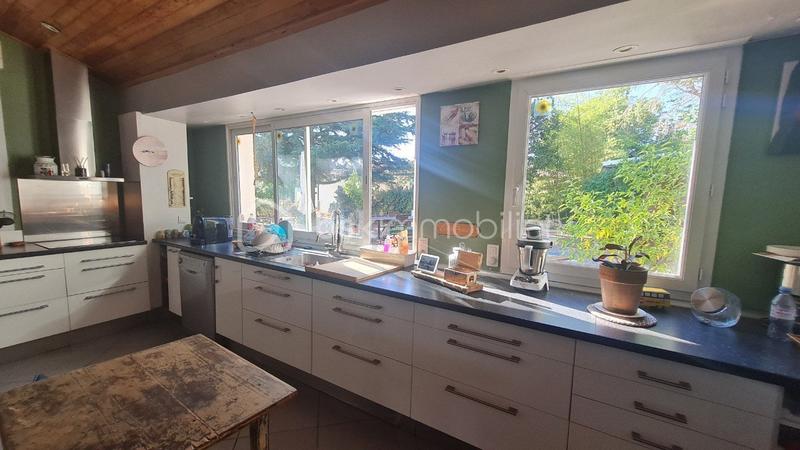 Villa - 192 m² - 7 pièces