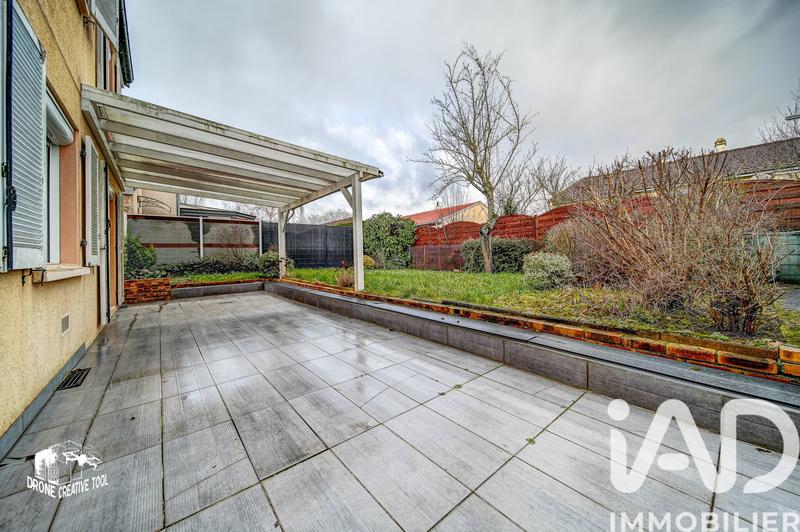 Maison - 92 m² - 5 pièces