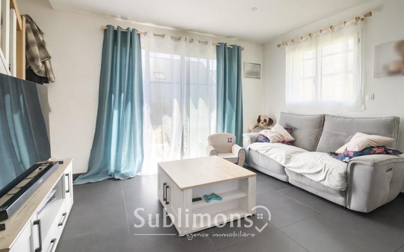 Maison - 80 m² - 5 pièces