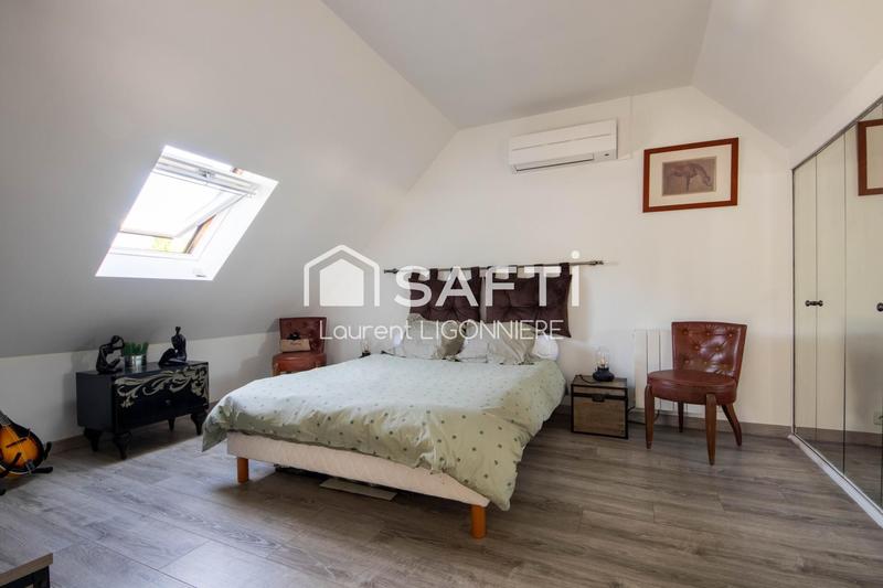 Maison - 208 m² - 7 pièces