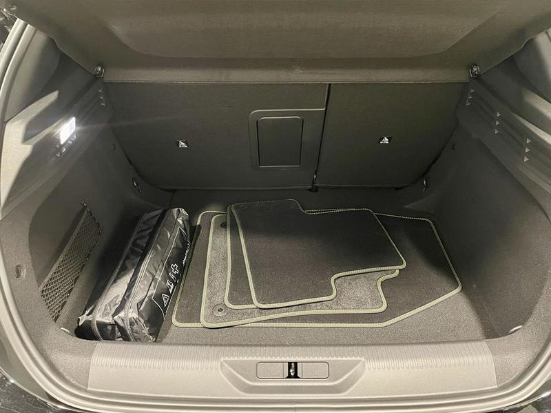 Peugeot 308 III 1.5 Bluehdi 130 Eat8 Gt