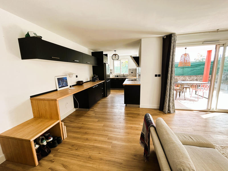 Appartement - 64 m² - 3 pièces