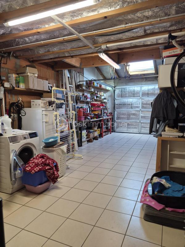 Maison - 140 m² - 5 pièces