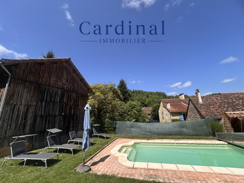 Maison - 450 m² - 11 pièces