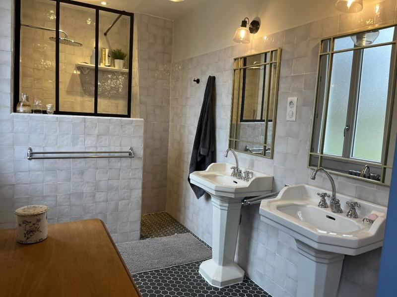 Maison bourgeoise - 226 m² - 8 pièces