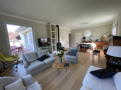 Maison - 183 m² - 7 pièces