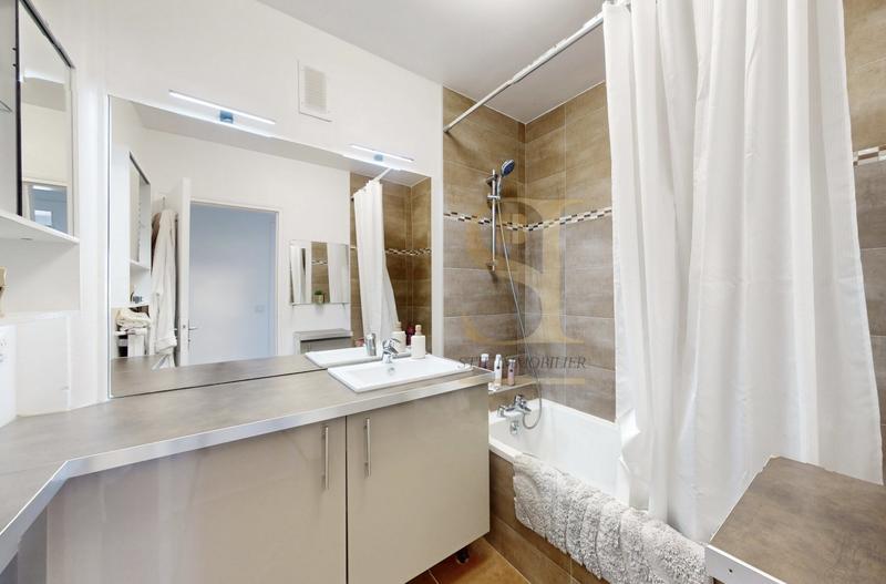 Appartement - 78 m² - 4 pièces